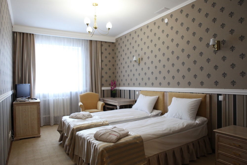 Hotel O Azamat Astana Exterior foto